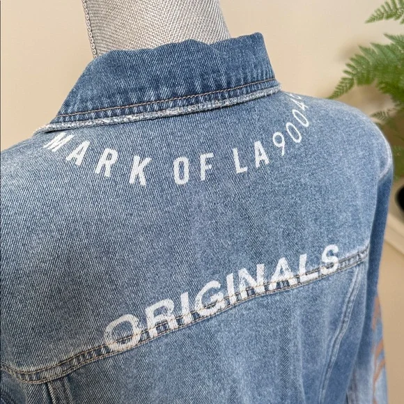 Von Dutch Blue Jean Jacket. Size M.